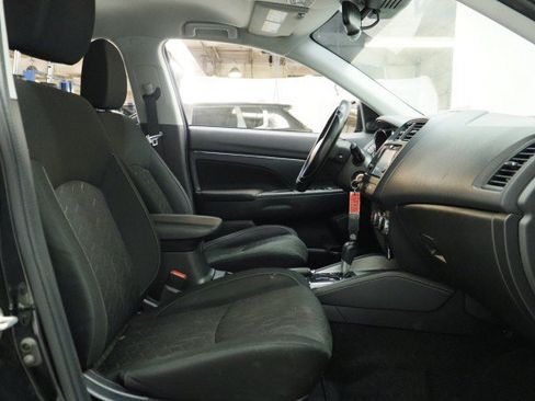 Used 2024 Mitsubishi Outlander Sport ES AWD/4WD image 21