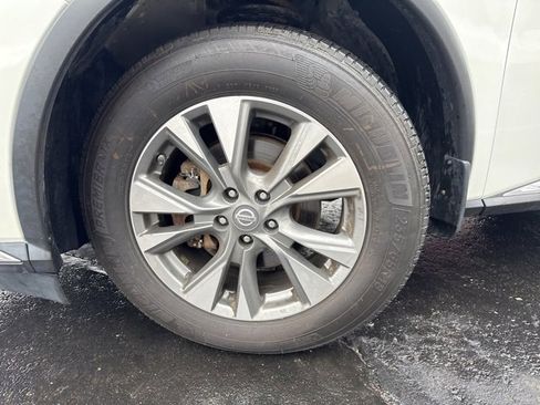 Used 2018 Nissan Murano SV image 30