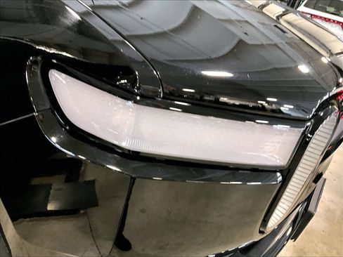 Used 2024 Rivian R1S Adventure AWD/4WD image 33