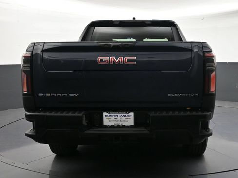 Used 2026 GMC Sierra EV Elevation AWD/4WD image 4