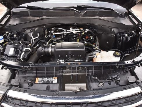 Certified 2023 Ford Explorer XLT w/ Equipment Group 202A image 39