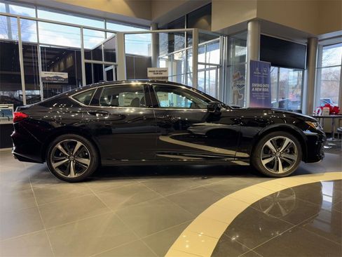 New 2025 Acura TLX w/ Technology Package image 3