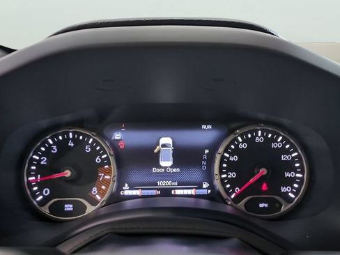 Used 2023 Jeep Renegade Limited AWD/4WD image 8