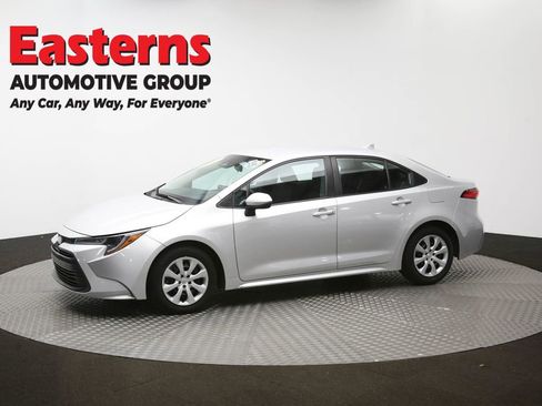 Used 2023 Toyota Corolla LE image 57