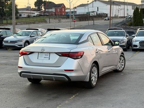 Used 2020 Nissan Sentra S w/ Lighting Package FWD image 2