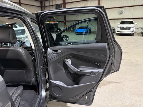 Used 2017 Ford Escape Titanium w/ Equipment Group 301A FWD image 20