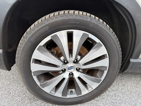 Used 2019 Subaru Ascent Limited AWD/4WD image 12