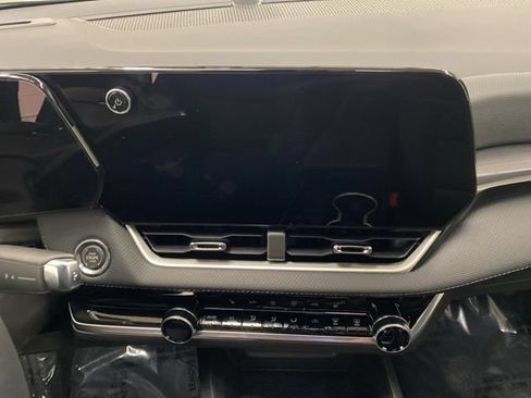 New 2027 Chevrolet Equinox LT w/ Convenience Package II AWD/4WD image 38