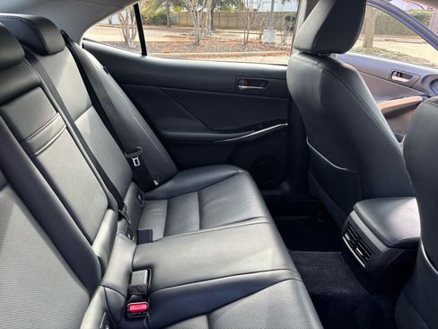 Used 2014 Lexus IS 250 image 19