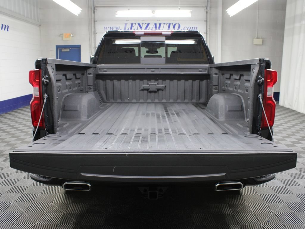 Used 2024 Chevrolet Silverado 1500 RST w/ Convenience Package II AWD/4WD image 39