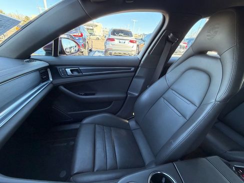 Used 2022 Porsche Panamera 4 Platinum Edition image 23