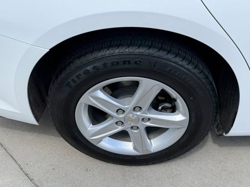 Used 2020 Chevrolet Malibu LS w/ Driver Confidence Package II image 8