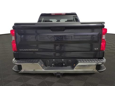 Used 2023 Chevrolet Silverado 1500 LT AWD/4WD image 6