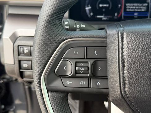 Used 2025 Toyota Tacoma TRD Sport image 14