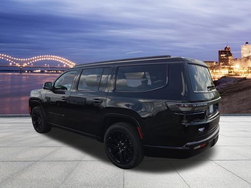 New 2026 Jeep Grand Wagoneer Limited AWD/4WD image 3