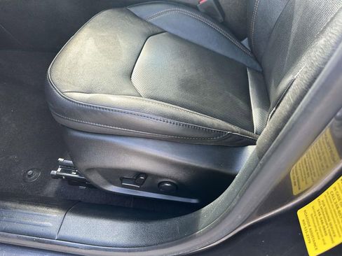 Used 2023 Jeep Compass Limited image 19