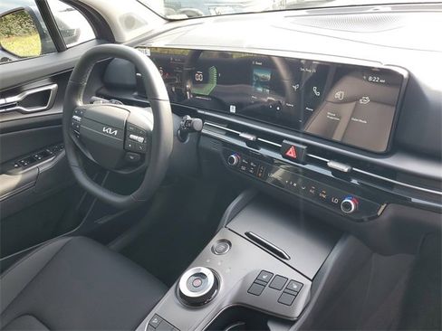 New 2026 Kia Sportage EX w/ EX Panoramic Sunroof Package image 8