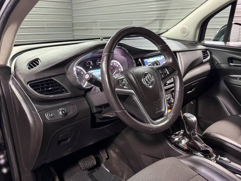 Used 2018 Buick Encore Preferred image 10
