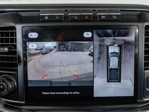 Used 2024 Ford F250 Lariat w/ Lariat Ultimate Package AWD/4WD image 26