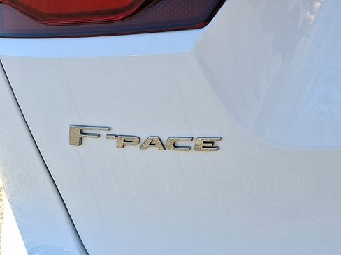 Used 2023 Jaguar F-PACE S image 30