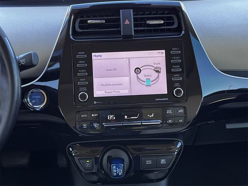 Used 2021 Toyota Prius XLE w/ Advanced Technology Package image 15