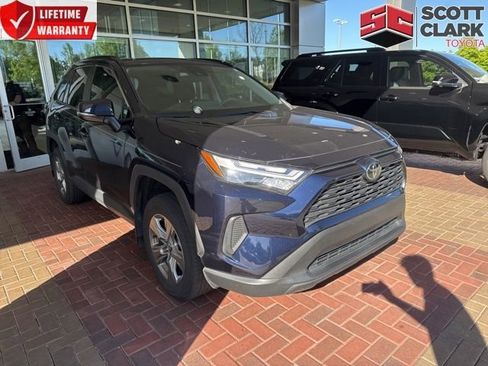 Used 2024 Toyota RAV4 XLE w/ Convenience Package FWD image 1