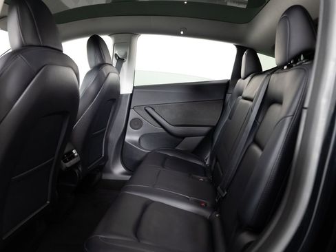 Used 2022 Tesla Model Y Performance AWD/4WD image 18