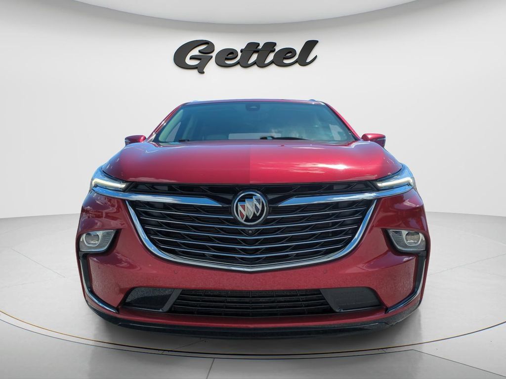 Used 2022 Buick Enclave Essence w/ Sound and Sites Package FWD image 2