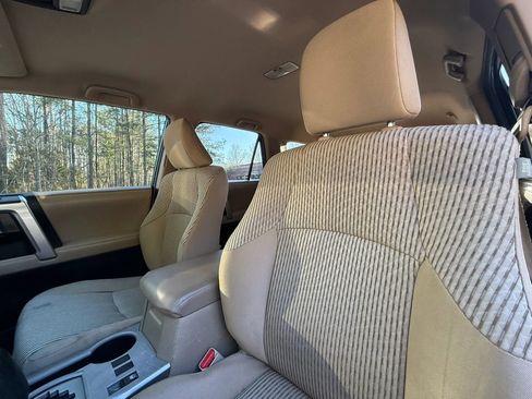 Used 2013 Toyota 4Runner SR5 RWD image 11