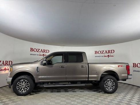 Used 2018 Ford F250 Lariat w/ Lariat Ultimate Package AWD/4WD image 5