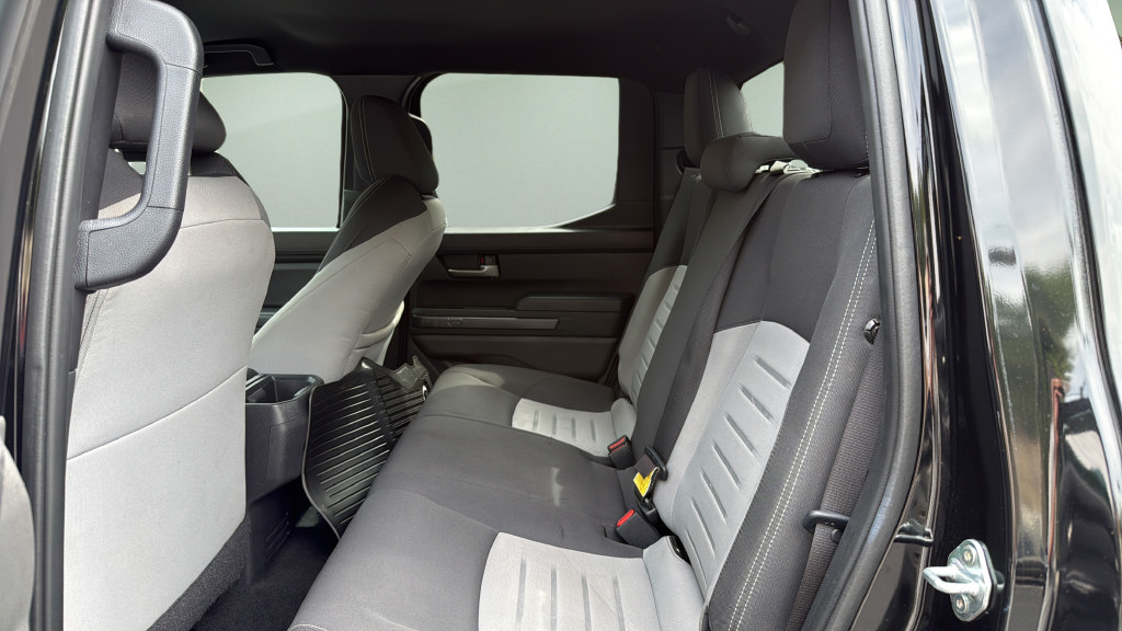 Used 2024 Toyota Tacoma TRD Off-Road AWD/4WD image 15