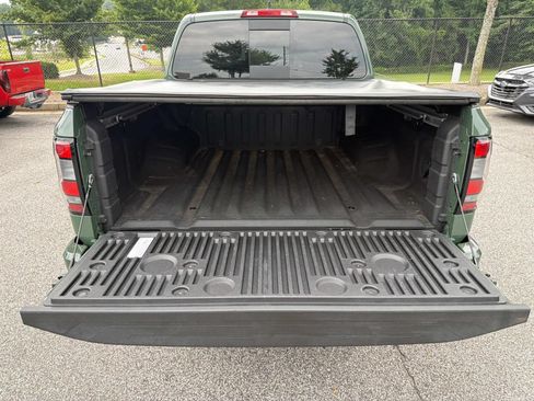 Used 2024 Nissan Frontier SV w/ SV Convenience Package AWD/4WD image 18