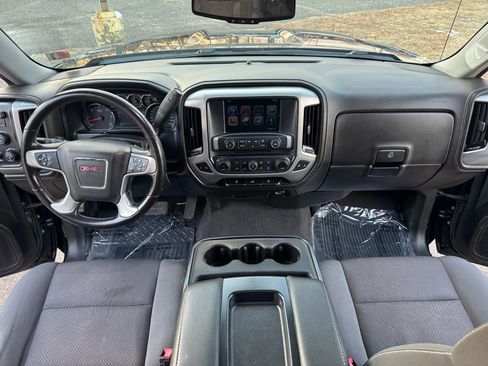 Used 2019 GMC Sierra 1500 SLE w/ SLE Value Package image 20