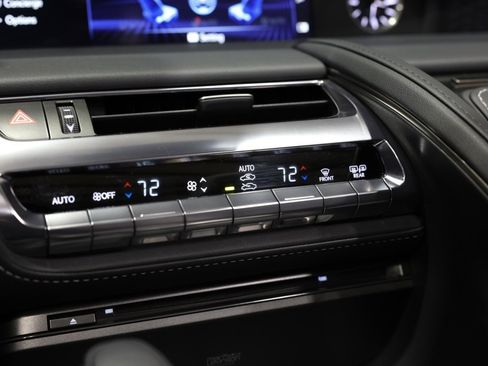 Used 2022 Lexus LC 500 Convertible w/ Touring Package image 41