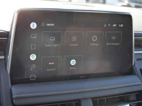 Used 2022 GMC Yukon XL SLT w/ SLT Premium Package image 28