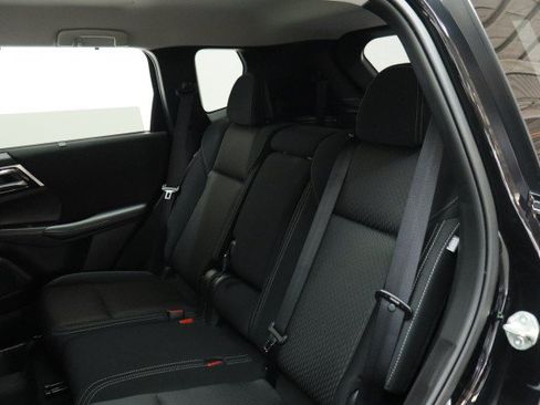 Used 2024 Mitsubishi Outlander ES FWD image 29