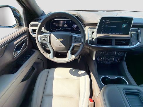 Used 2024 Chevrolet Tahoe LT w/ Luxury Package image 17