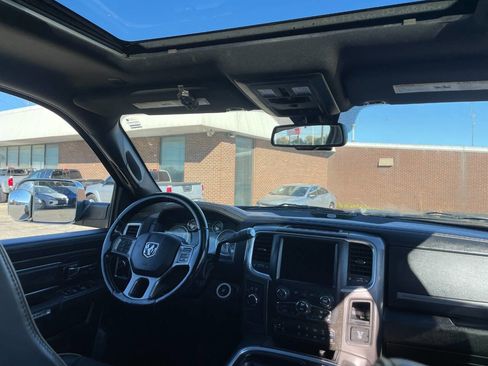 Used 2018 RAM 3500 Laramie Longhorn image 29