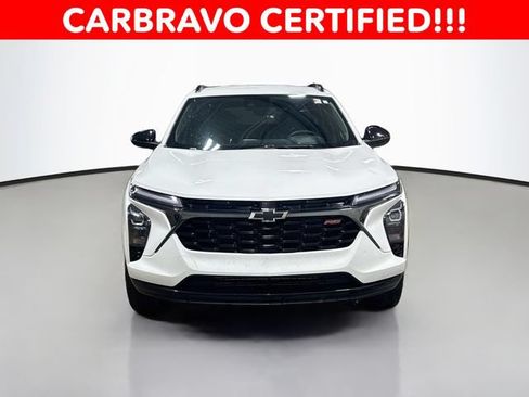 Used 2024 Chevrolet Trax RS w/ Driver Confidence Package FWD image 2