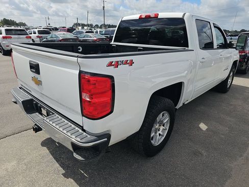 Used 2018 Chevrolet Silverado 1500 LT w/ Trailering Package image 4