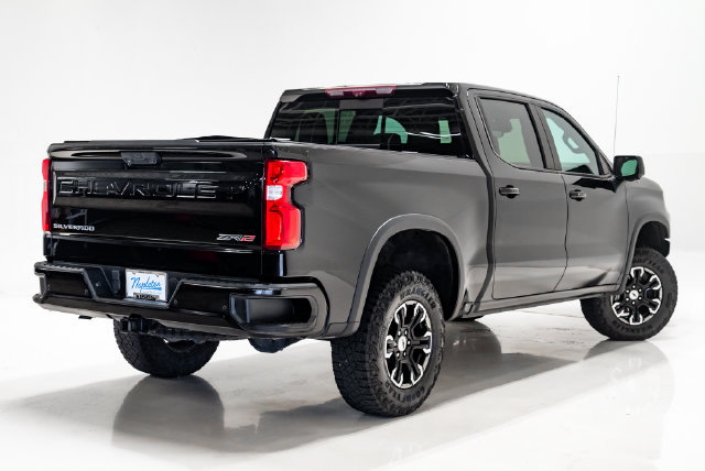 Used 2022 Chevrolet Silverado 1500 ZR2 w/ Technology Package AWD/4WD image 31