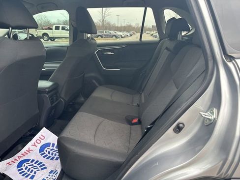 Used 2020 Toyota RAV4 XLE image 16