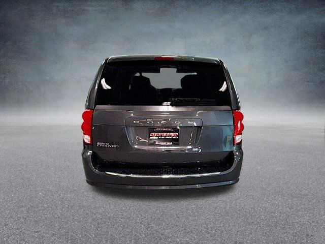 Used 2017 Dodge Grand Caravan SE FWD image 8