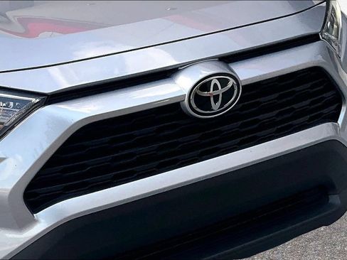 Certified 2021 Toyota RAV4 XLE AWD/4WD image 34