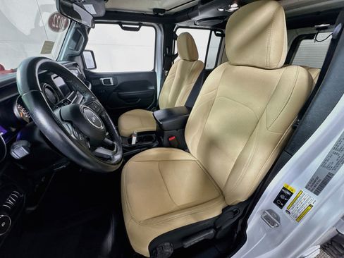 Used 2022 Jeep Wrangler Unlimited Sport AWD/4WD image 11