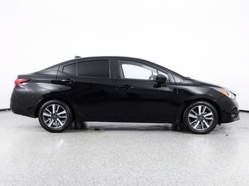 Used 2023 Nissan Versa SV FWD image 10