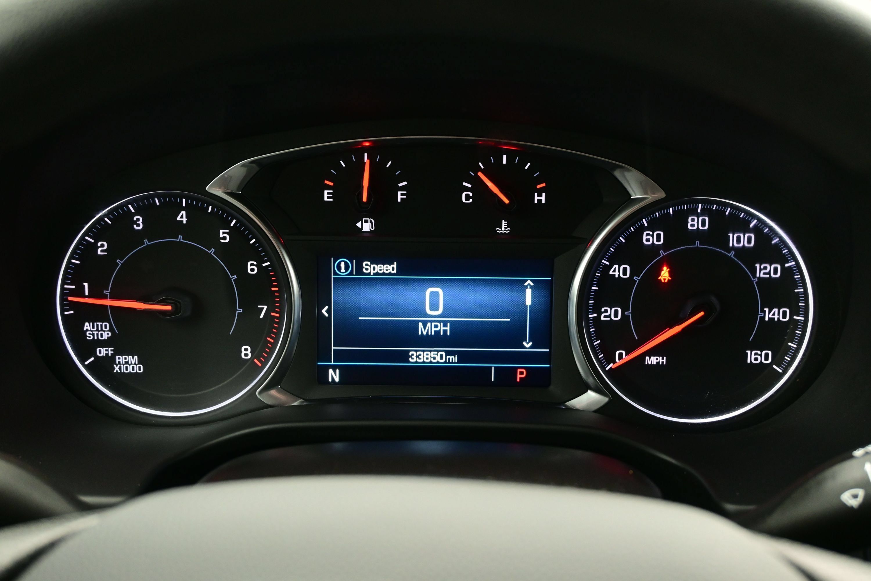 Used 2023 GMC Acadia SLE w/ Driver Convenience Package FWD image 24