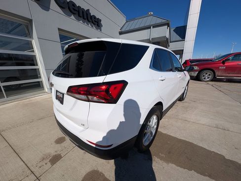 Used 2024 Chevrolet Equinox LT image 5