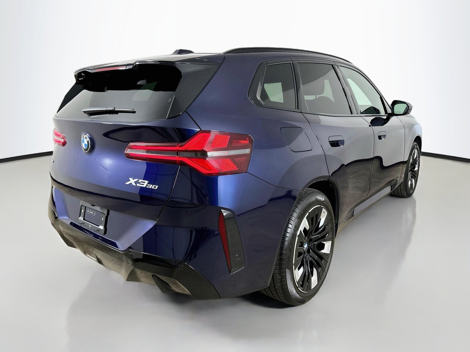 Used 2026 BMW X3 xDrive30i w/ Premium Package AWD/4WD image 5
