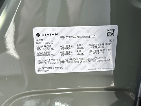 Used 2023 Rivian R1S Launch Edition image 28